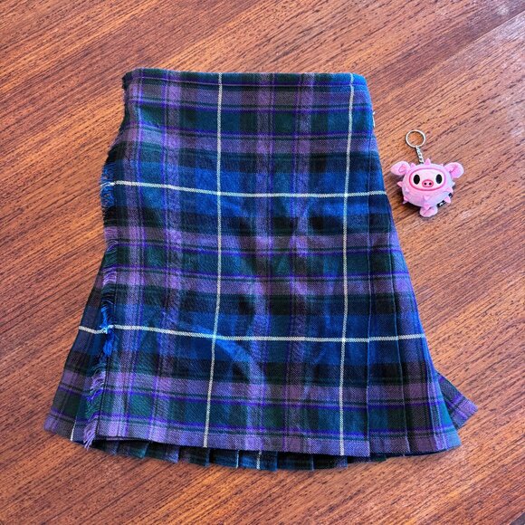 Champion Kilts - Tartan Kilt - Picture 9 of 12